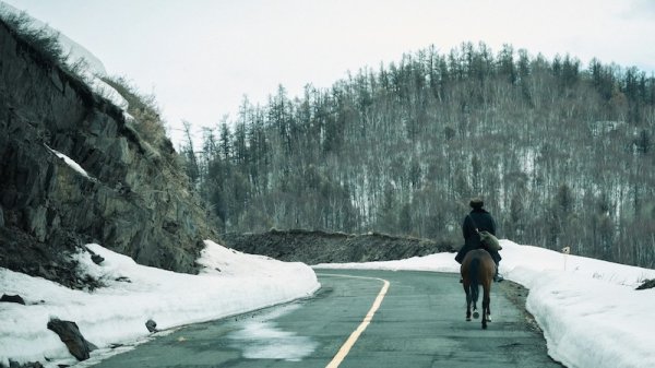通盈配资 《我的阿勒泰》热播助推李娟作品销量，老读者们怎么看？